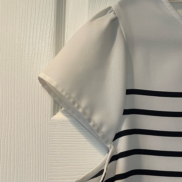 Striped Loft Top - Picture 2 of 7